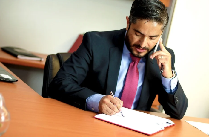 Essential Things to Consider Before Hiring the Best Criminal Defense Lawyer